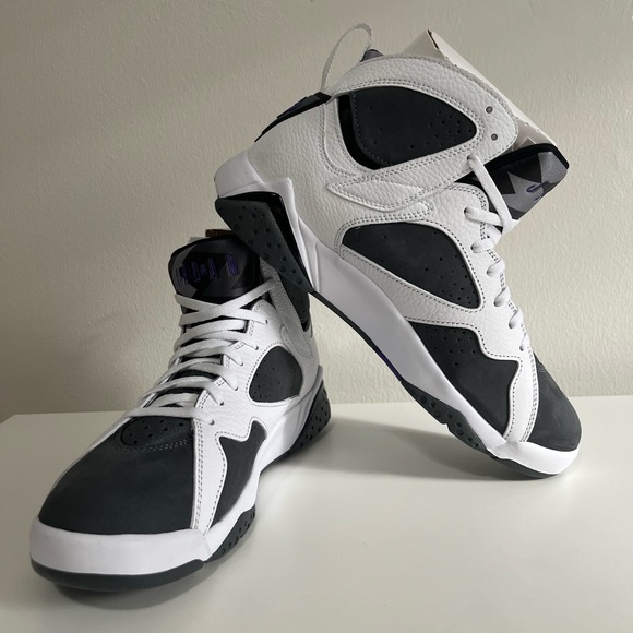SOLD - Air Jordan 7 Retro - Picture 3 of 5